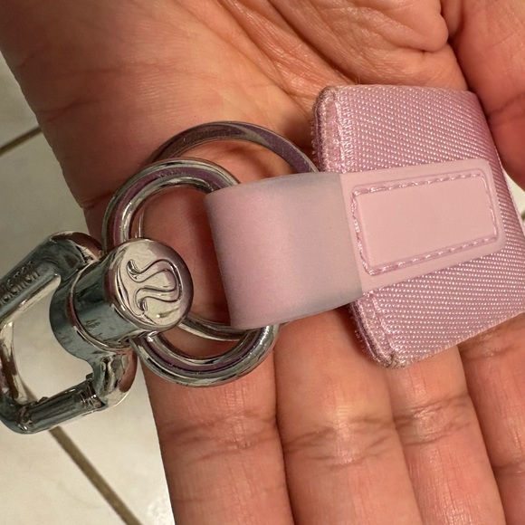 Lululemon Keychain - Picture 6 of 6